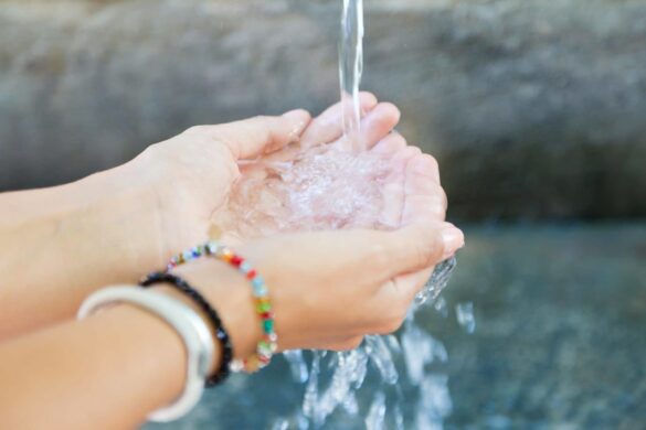 mãos-limpas-com-agua